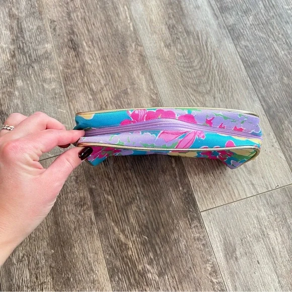 Like new! Lilly Pulitzer for Estée Lauder Makeup Bag - Picture 5 of 5